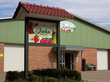 Spargel und Beerenkulturen