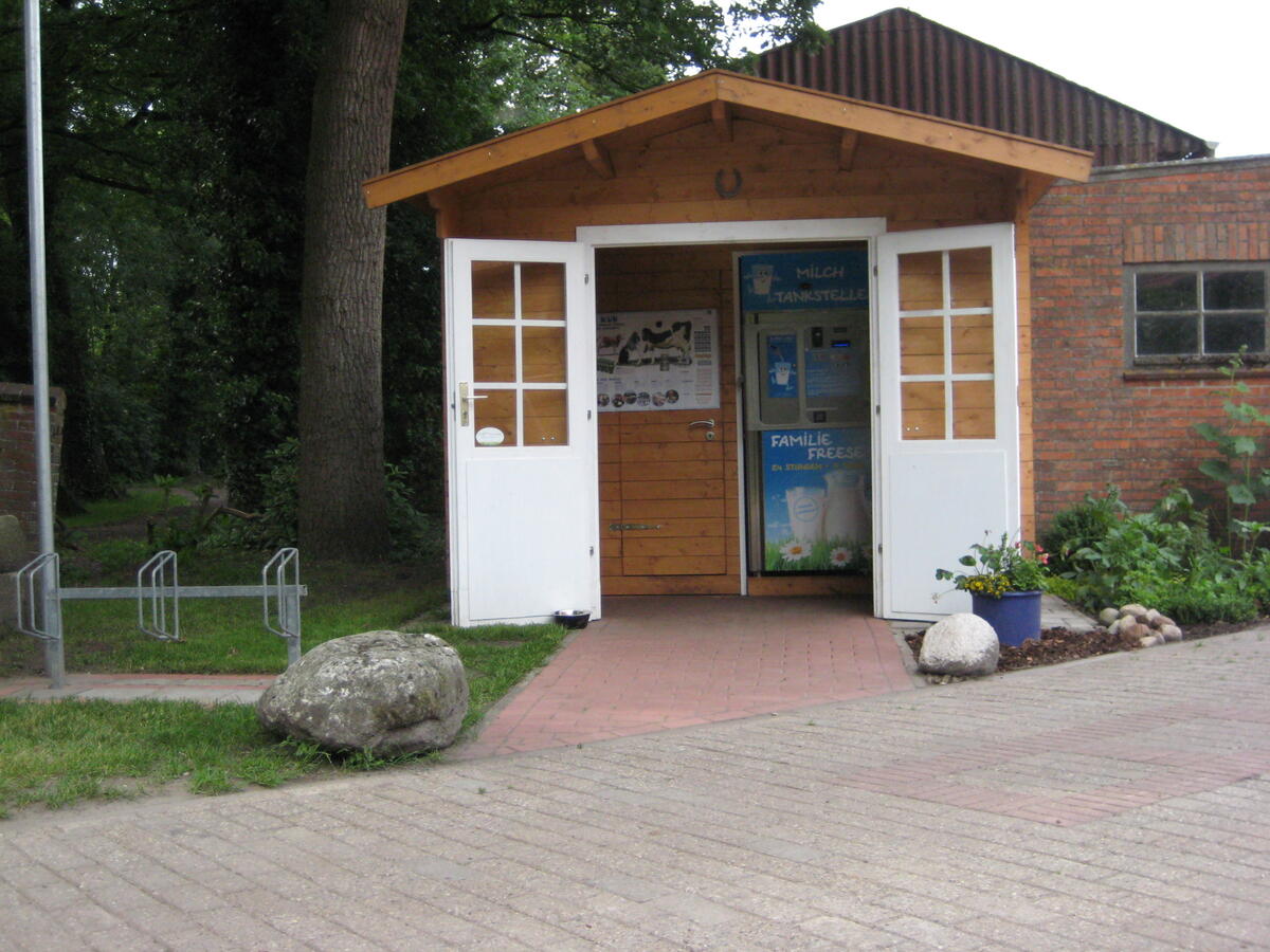 Milchtankstelle Familie Freese